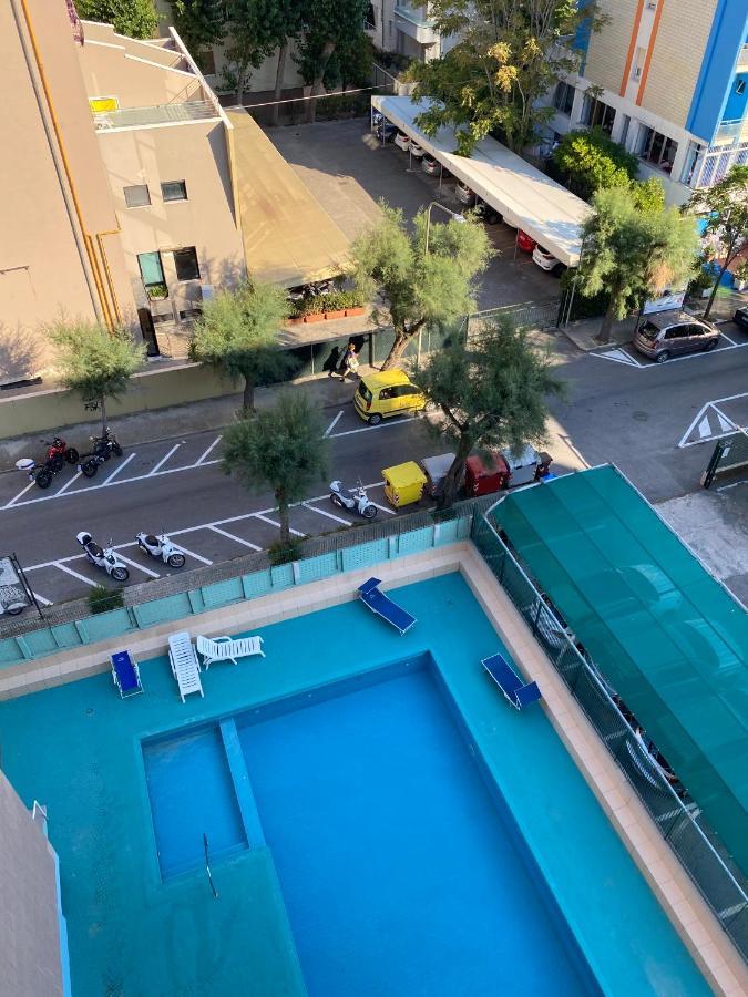 Hotel Nettuno Пезаро Экстерьер фото